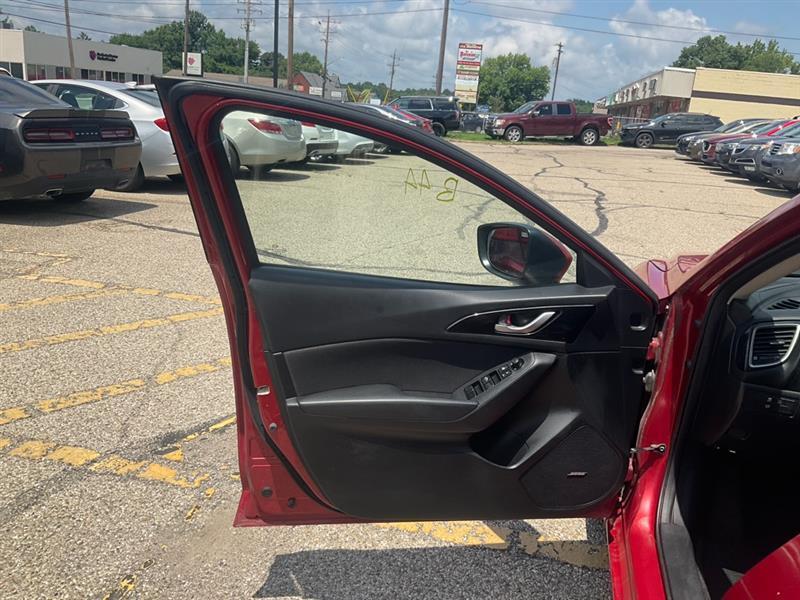 Mazda MAZDA3 i Grand Touring AT 5-Door 2016
