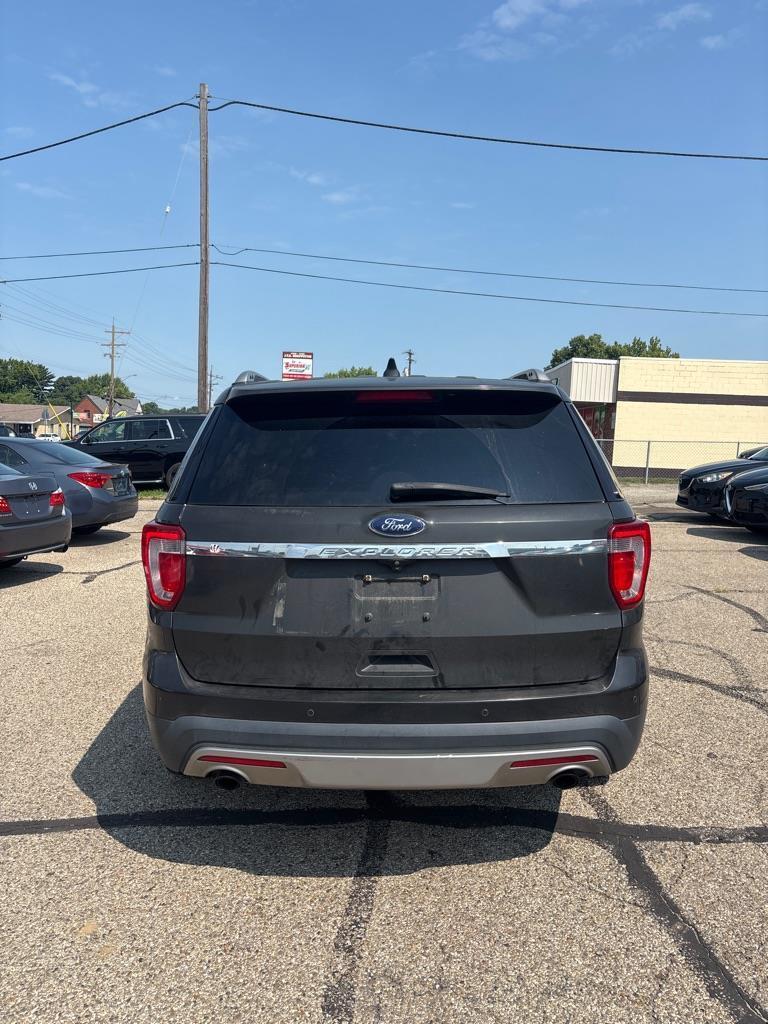 Ford Explorer XLT 4WD 2016