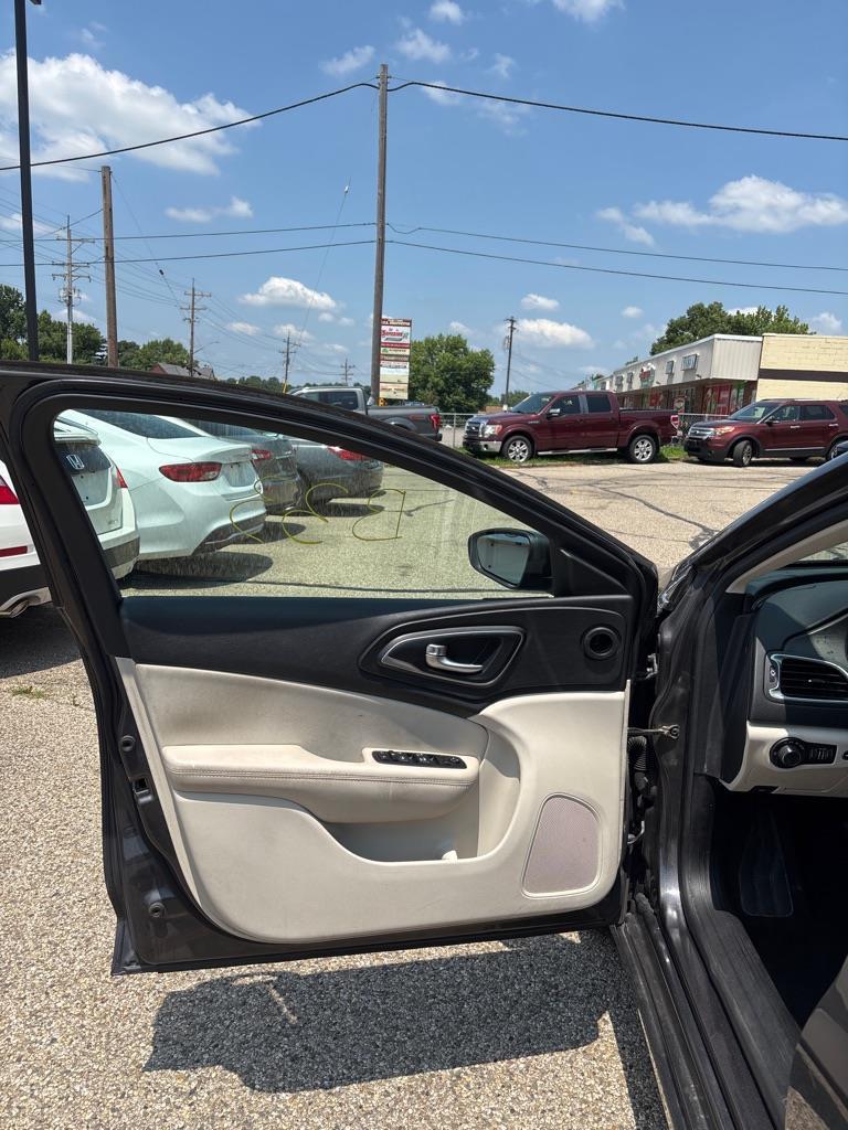 Chrysler 200 Limited 2015