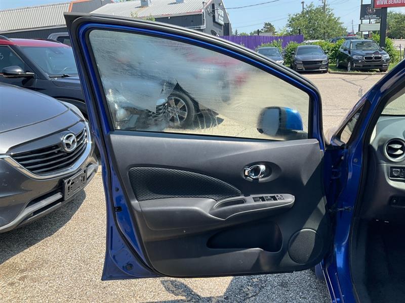 Nissan Versa Note S 2014