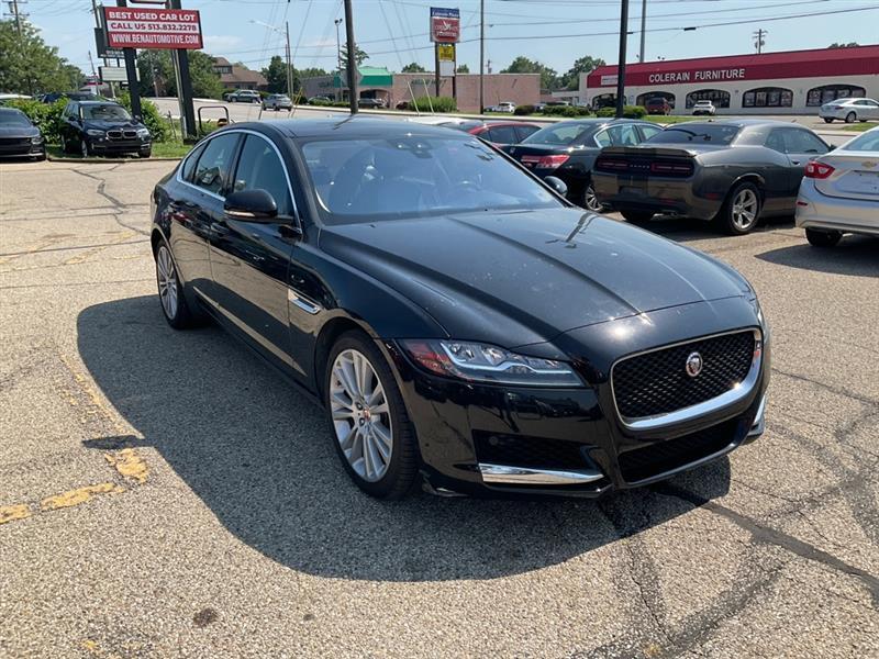 Jaguar XF-Series 25t Prestige AWD 2020