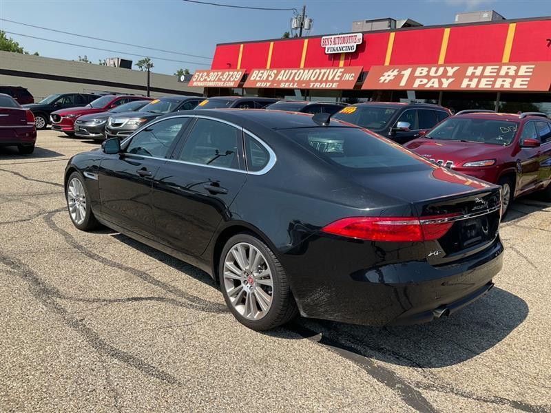 Jaguar XF-Series 25t Prestige AWD 2020