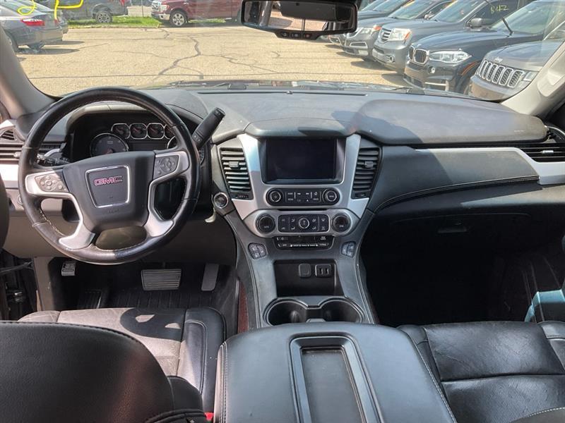 GMC Yukon XL SLT 4WD 2019
