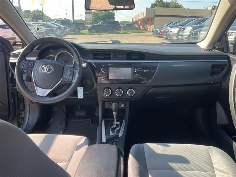 Toyota Corolla LE CVT 2016