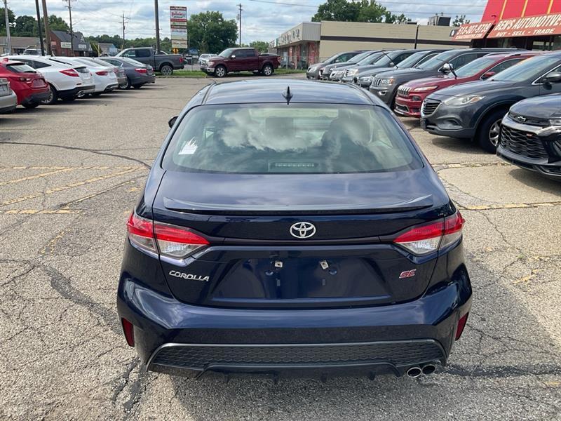 Toyota Corolla SE 2021