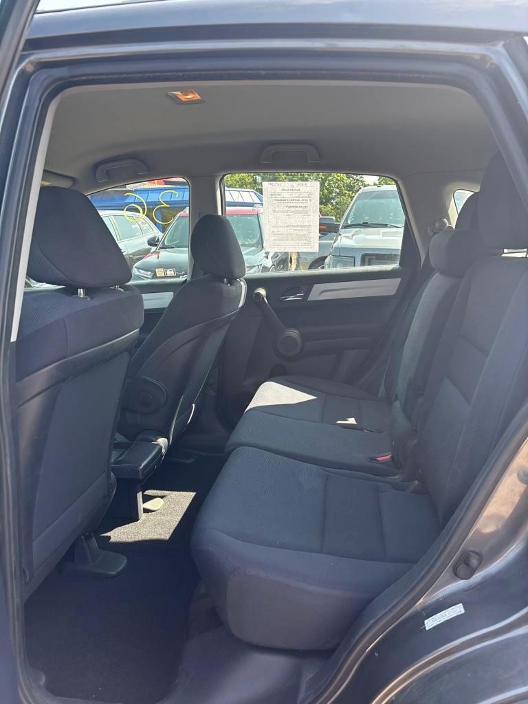 Honda CR-V LX 4WD 5-Speed AT 2011