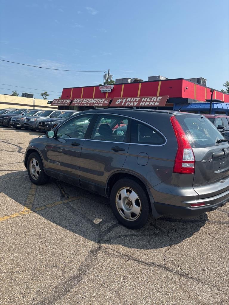 Honda CR-V LX 4WD 5-Speed AT 2011