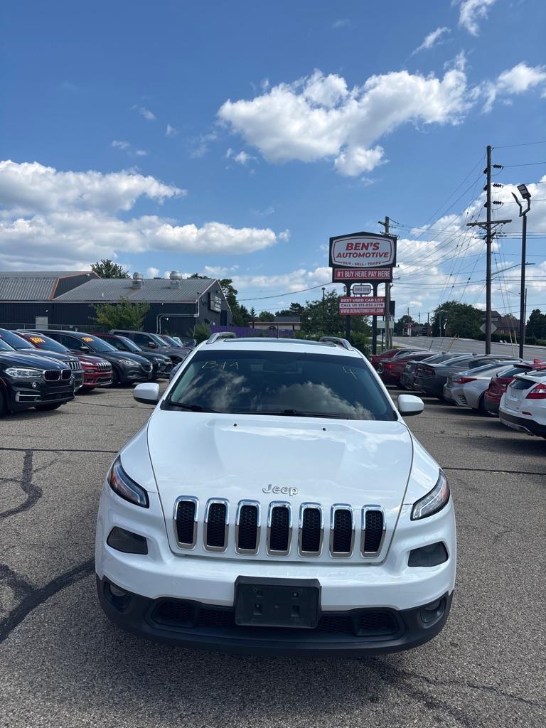 Jeep Cherokee Latitude 4WD 2014