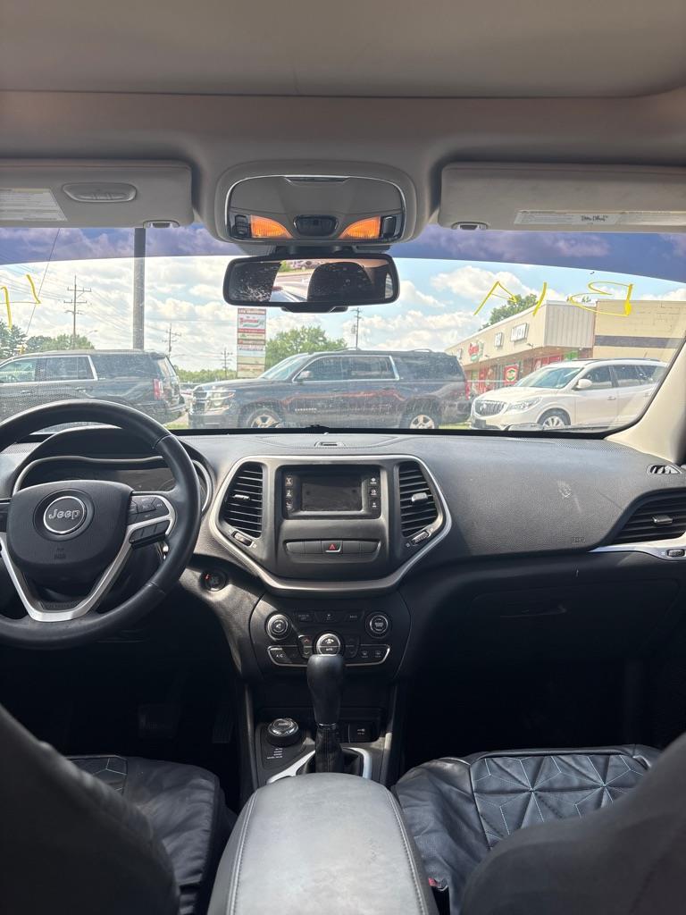Jeep Cherokee Latitude 4WD 2014