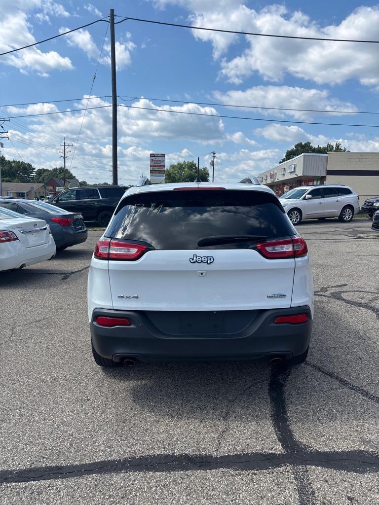 Jeep Cherokee Latitude 4WD 2014