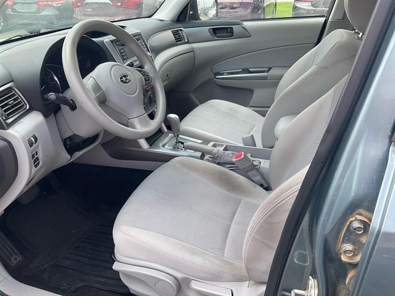 Subaru Forester 2.5X Touring 2011