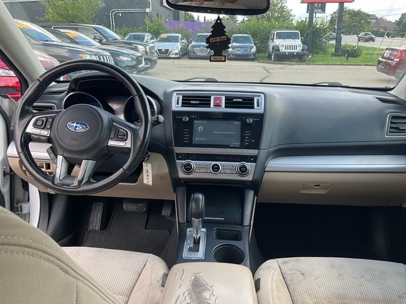 Subaru Outback 2.5i Premium 2015