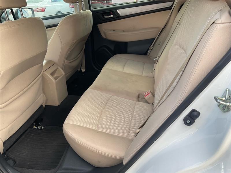Subaru Outback 2.5i Premium 2015
