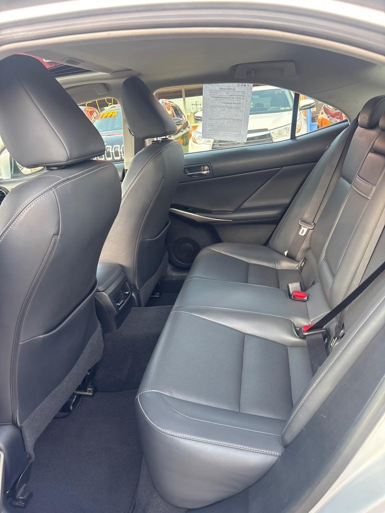 Lexus IS 250 AWD 2015