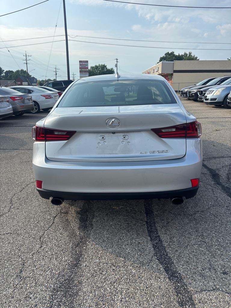 Lexus IS 250 AWD 2015