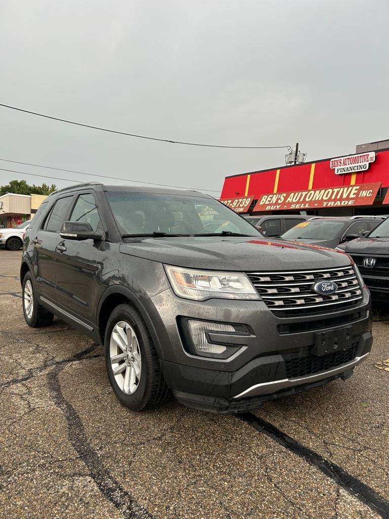 Ford Explorer XLT FWD 2016