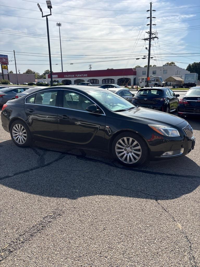 Buick Regal CXL Turbo - 4XT 2011