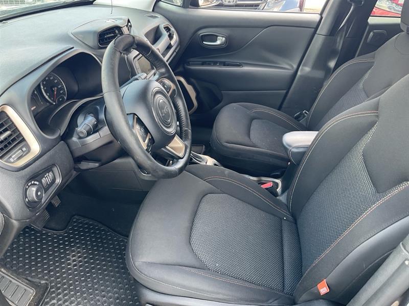 Jeep Renegade Latitude 4WD 2016