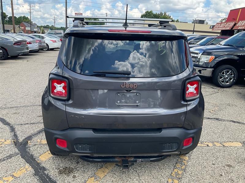 Jeep Renegade Latitude 4WD 2016