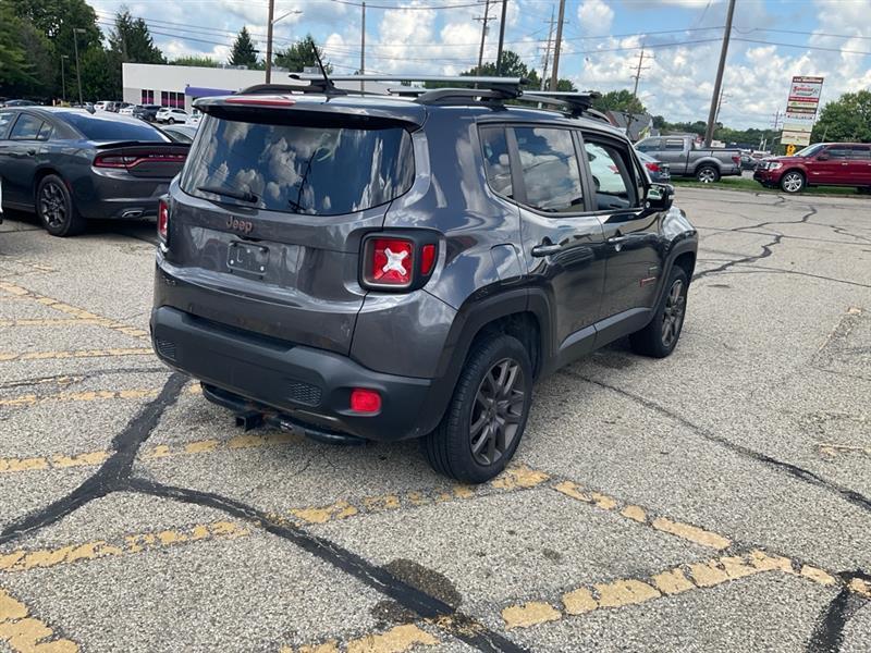 Jeep Renegade Latitude 4WD 2016