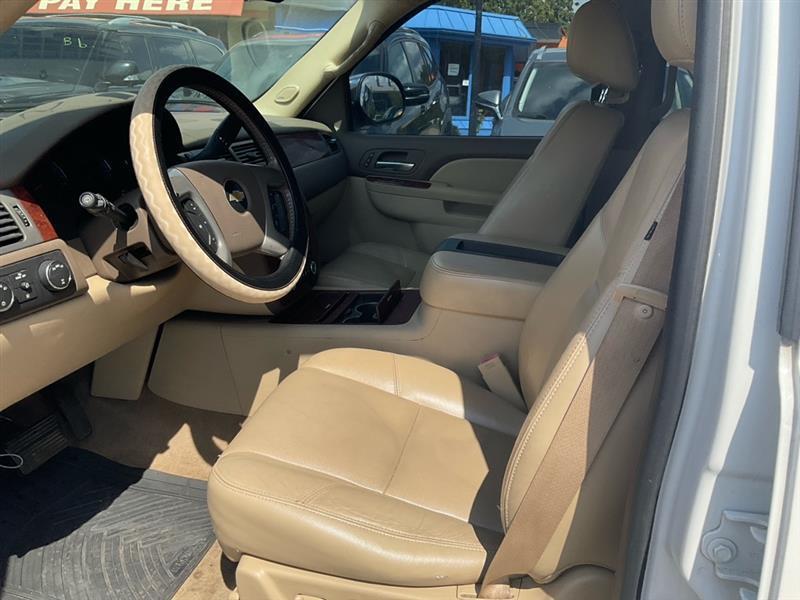 Chevrolet Tahoe LTZ 4WD 2010