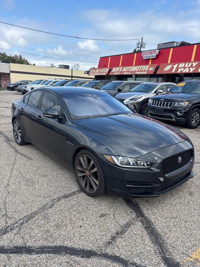 Jaguar XE 25t Prestige 2017