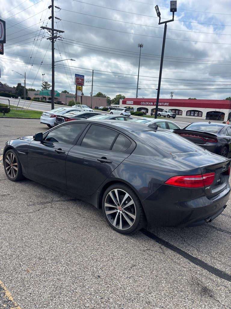 Jaguar XE 25t Prestige 2017