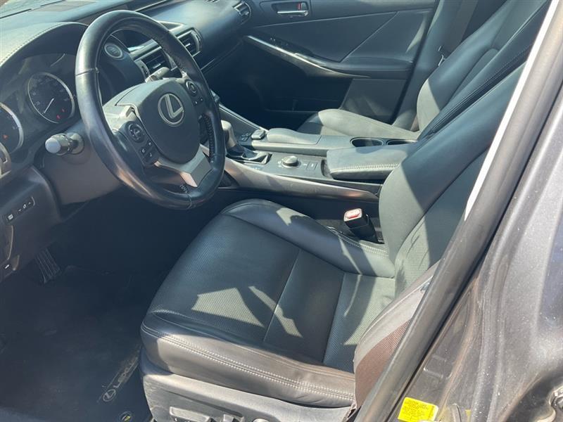 Lexus IS 250 RWD 2015