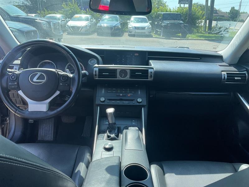 Lexus IS 250 RWD 2015