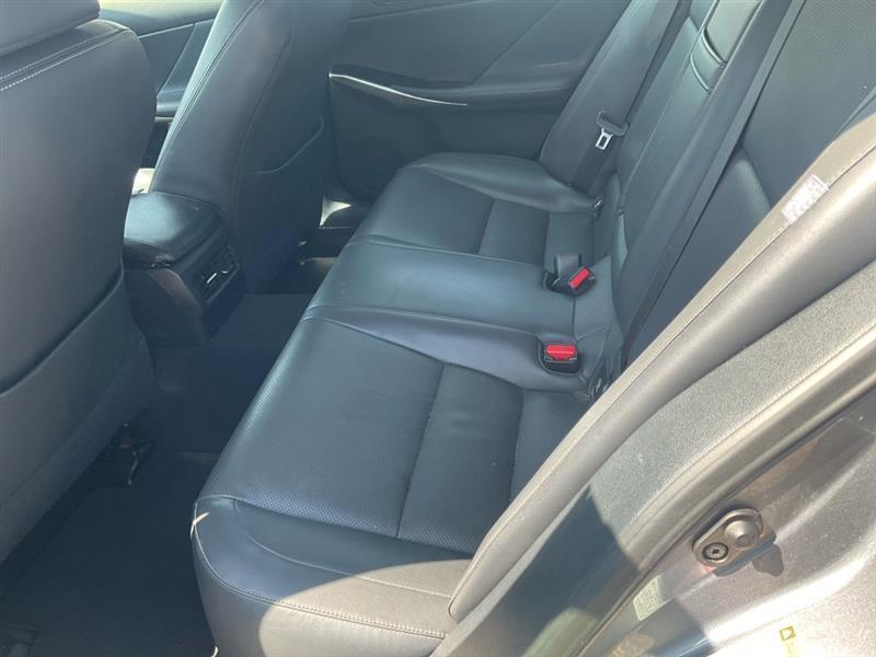 Lexus IS 250 RWD 2015