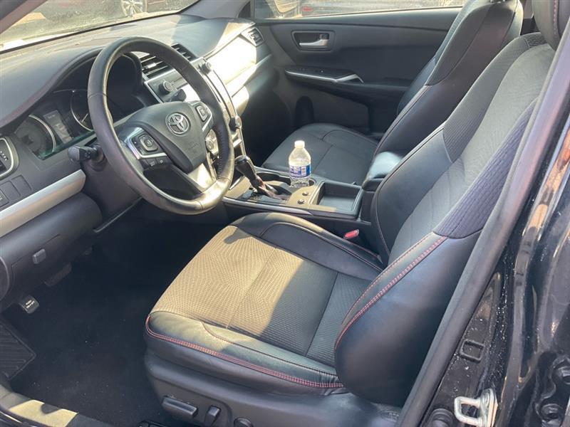 Toyota Camry LE 2017