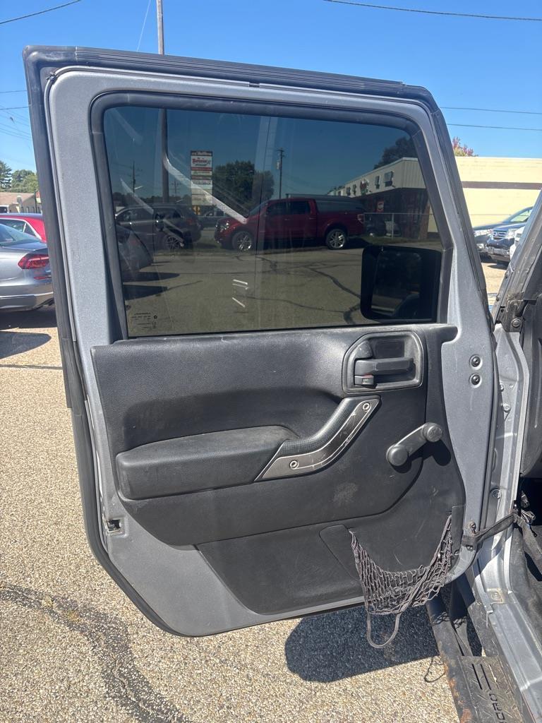 Jeep Wrangler Unlimited Sport 4WD 2013