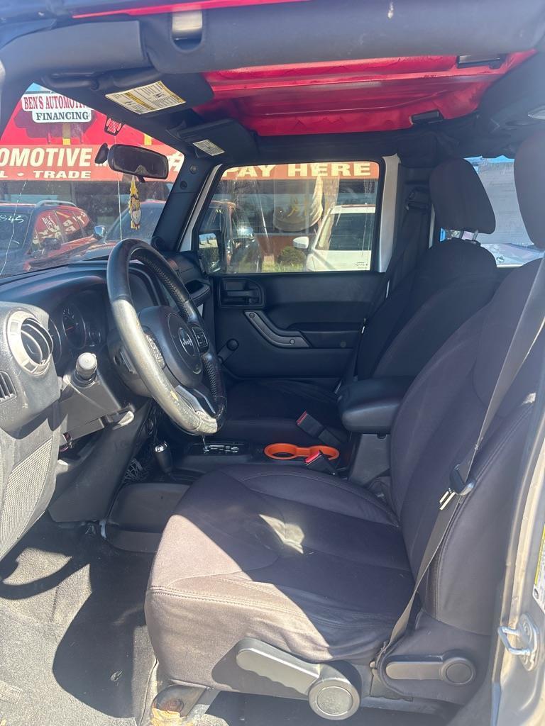 Jeep Wrangler Unlimited Sport 4WD 2013