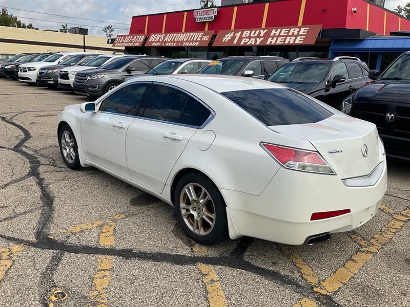 Acura TL 5-Speed AT 2010