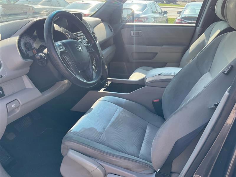 Honda Pilot LX 4WD 5-Spd AT 2015