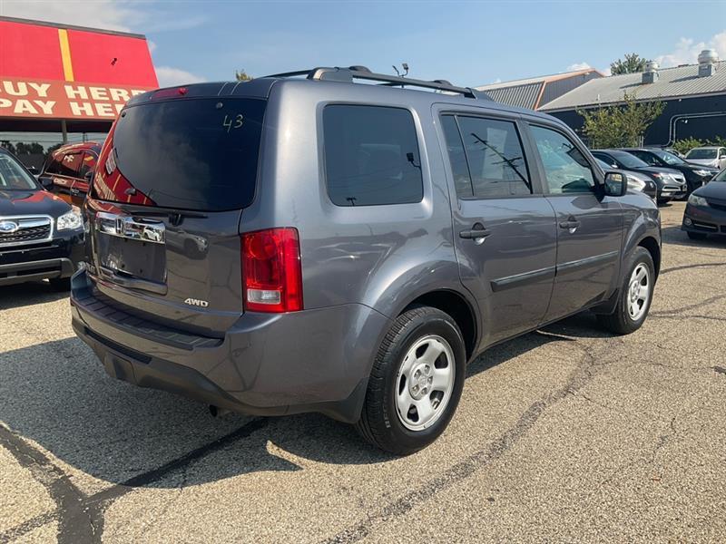 Honda Pilot LX 4WD 5-Spd AT 2015