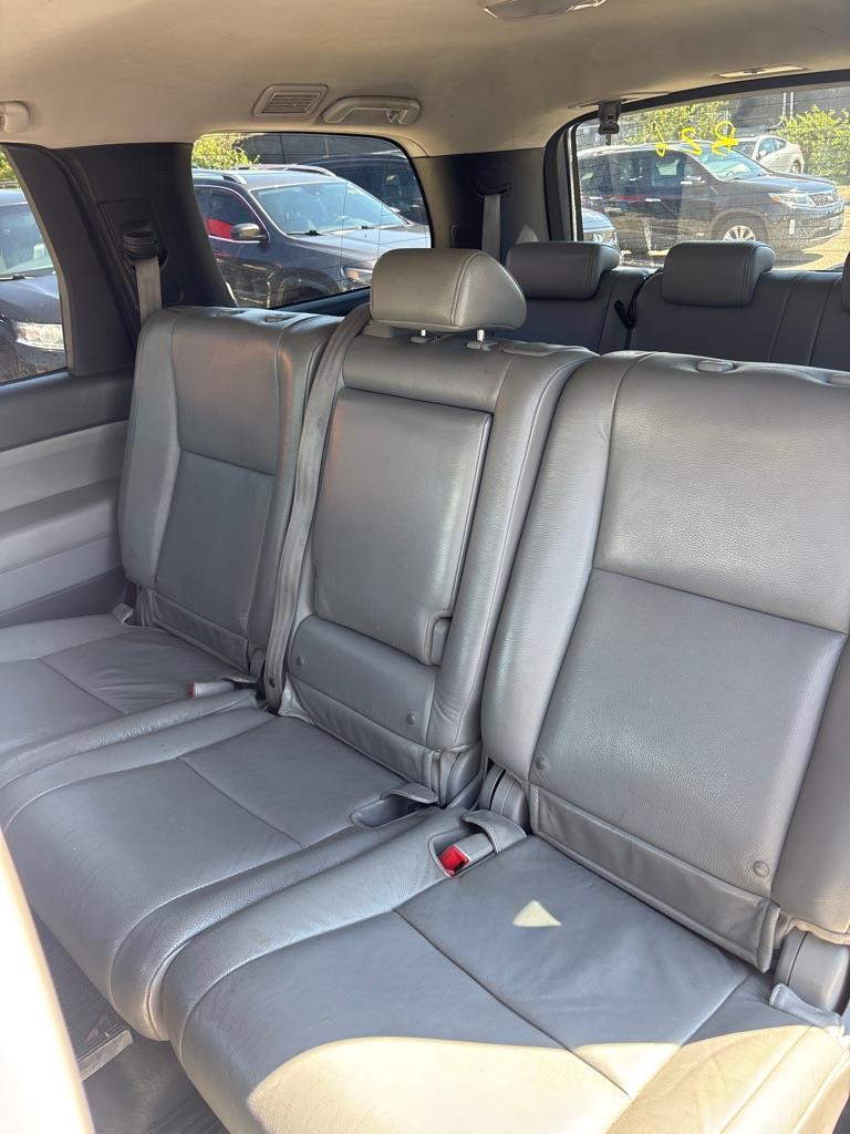 Toyota Sequoia SR5 5.7L 4WD 2008