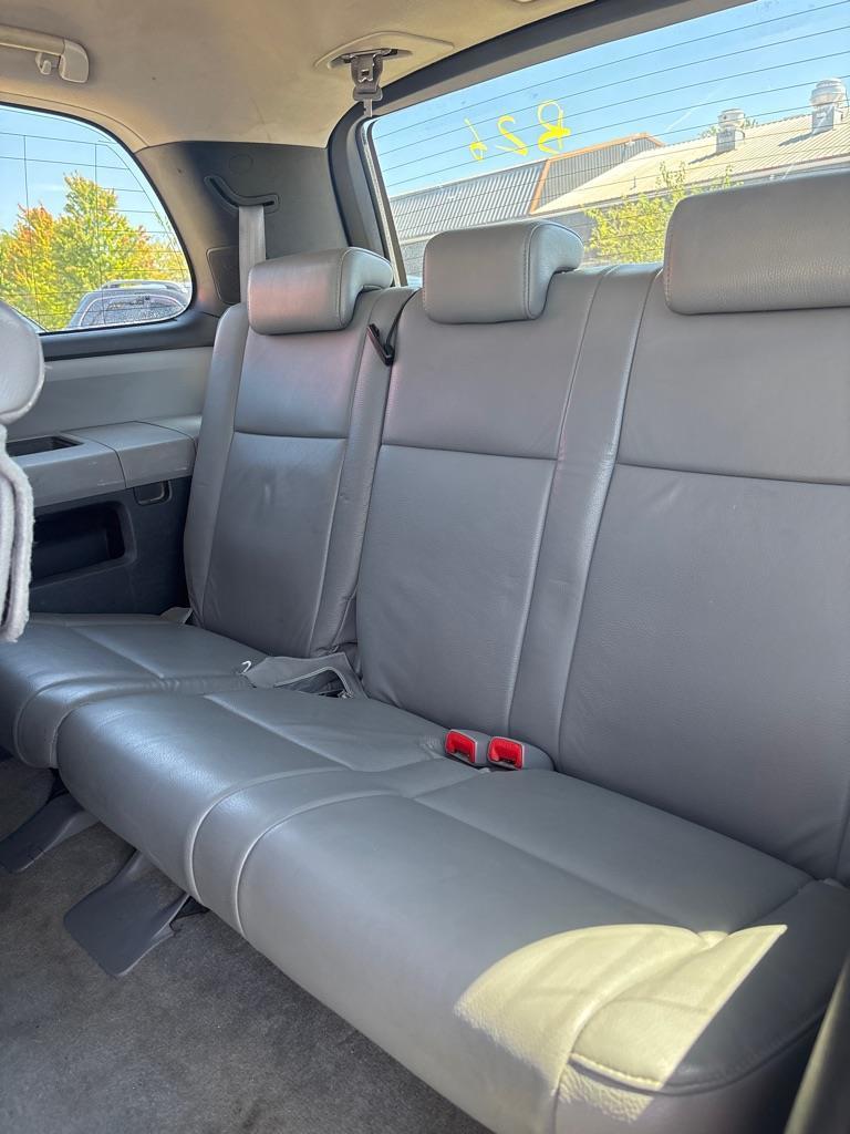 Toyota Sequoia SR5 5.7L 4WD 2008