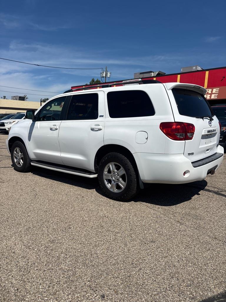 Toyota Sequoia SR5 5.7L 4WD 2008