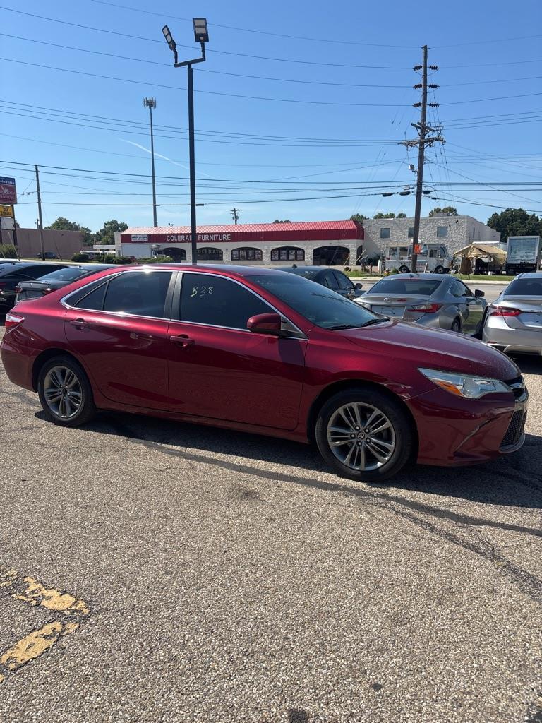 Toyota Camry LE 2016