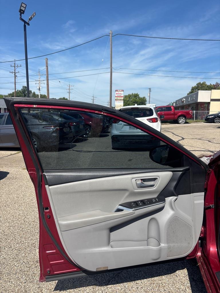Toyota Camry LE 2016
