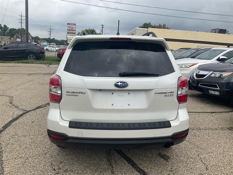 Subaru Forester 2.5i Limited 2015