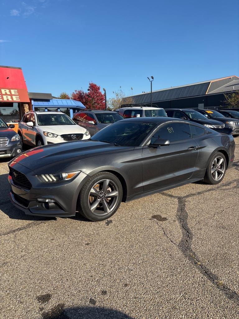 Ford Mustang V6 Coupe 2015