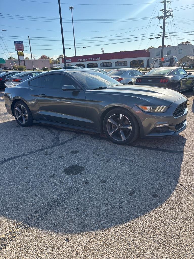 Ford Mustang V6 Coupe 2015
