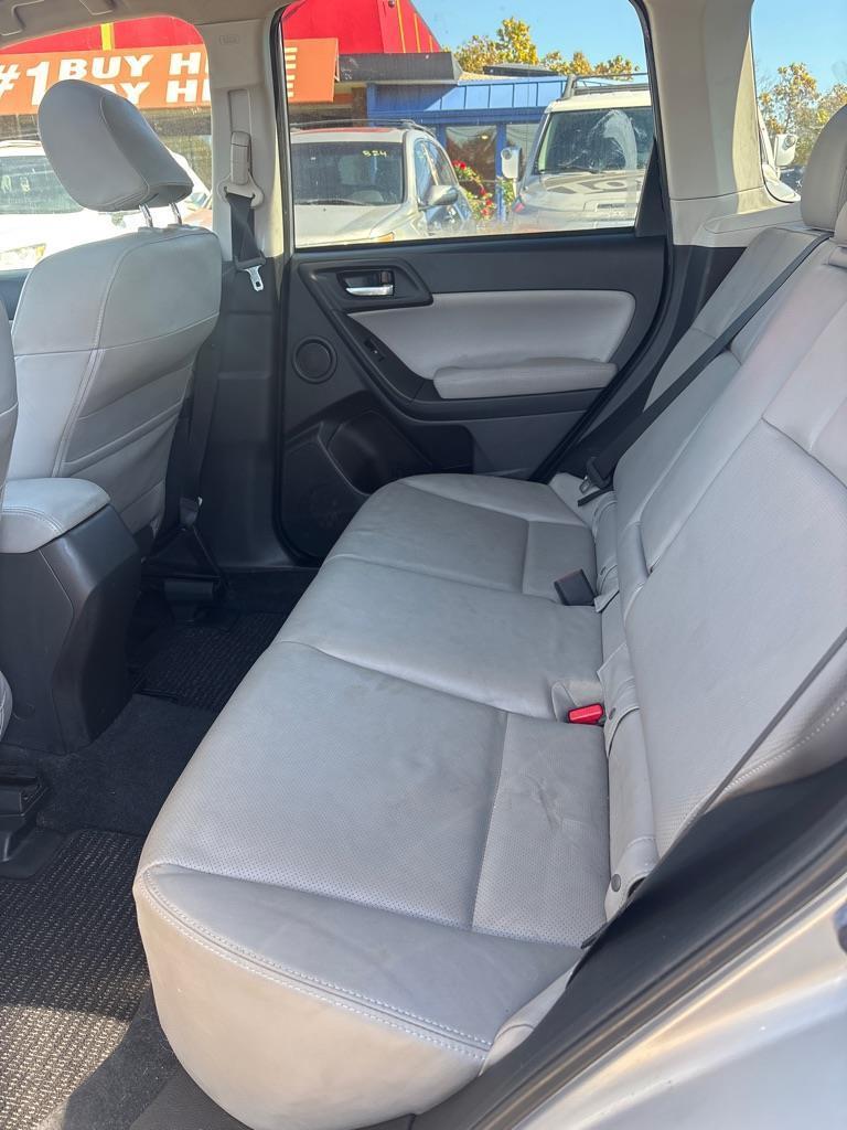 Subaru Forester 2.5i Limited 2015