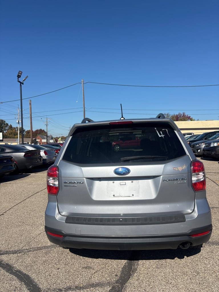 Subaru Forester 2.5i Limited 2015