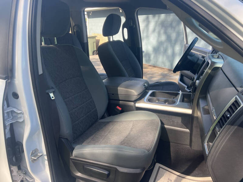 RAM 1500 Big Horn 4x4 Quad Cab 6'4" Box 2018