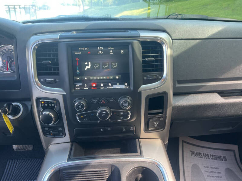 RAM 1500 Big Horn 4x4 Quad Cab 6'4" Box 2018