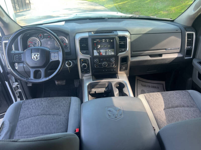 RAM 1500 Big Horn 4x4 Quad Cab 6'4" Box 2018