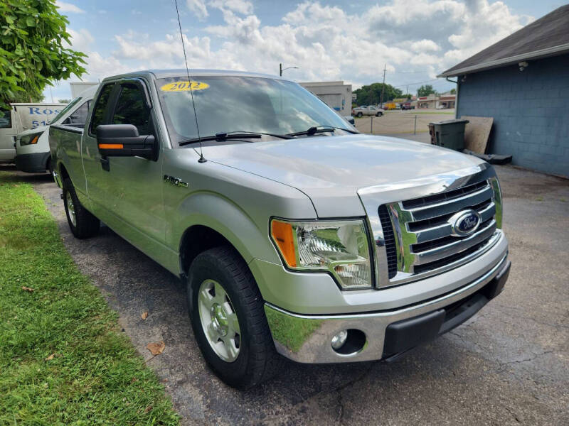 Ford F-150 2WD SuperCab 145" XL 2012